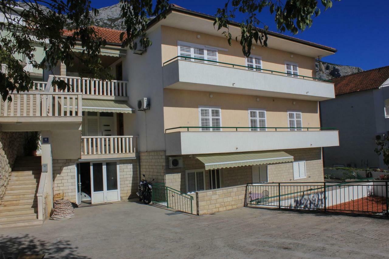 Apartments Pino Makarska Exterior photo